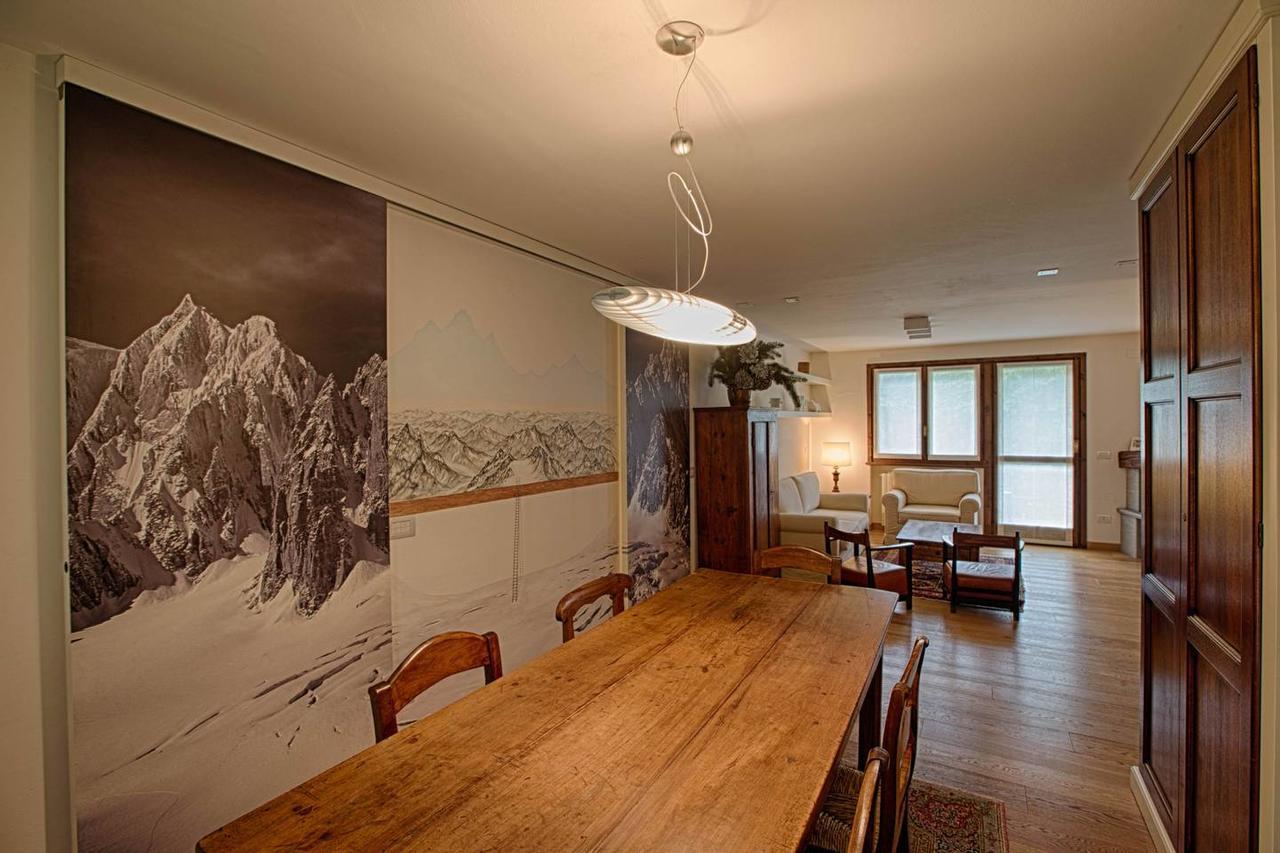 Joivy Superb Apartments For 6 With Mountain View And Garden In Courmayeur Buitenkant foto